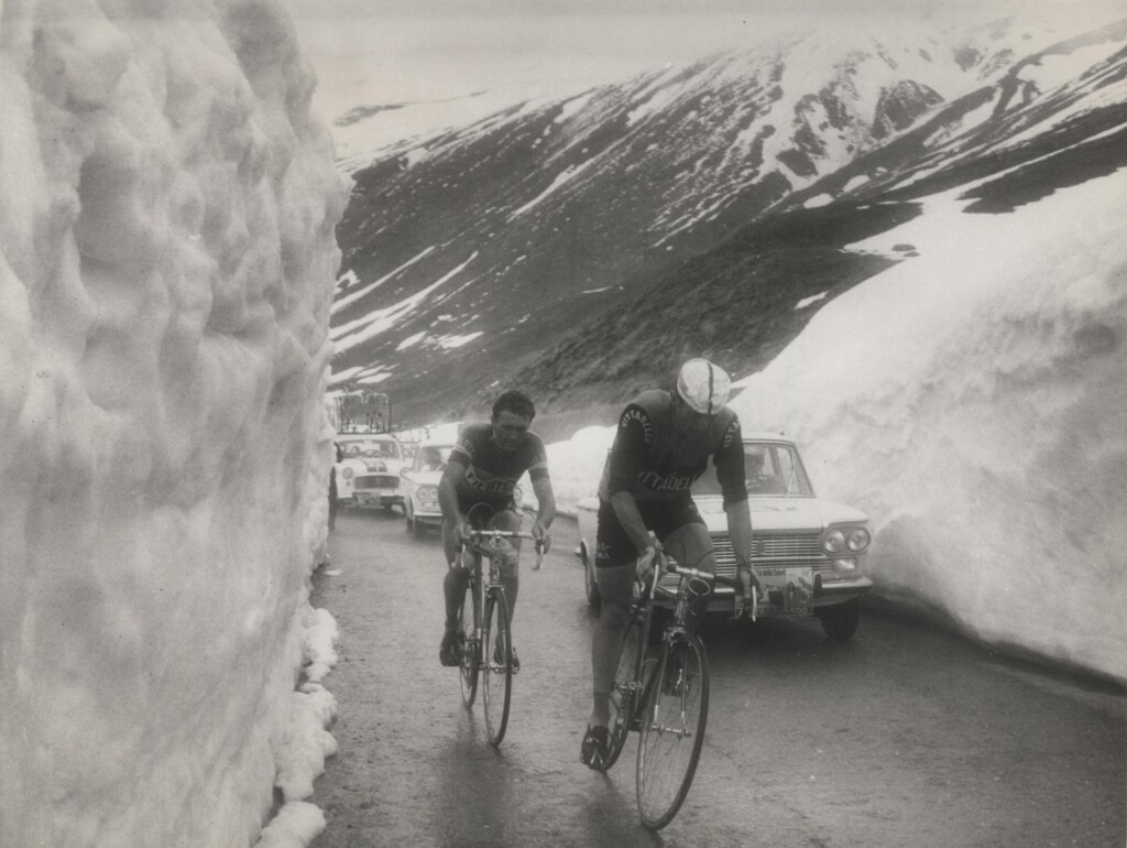 Strada Passo Stelvio - Giro d Italia RCS Sport