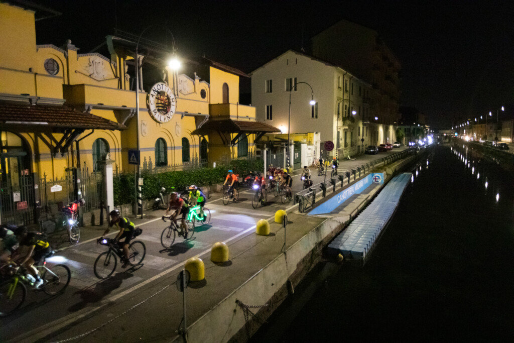 witoor bike night milano 