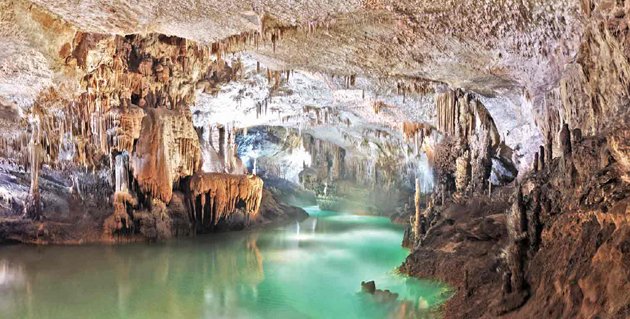 Ciclovia del Fiume Esino - Grotte di Frasassi 